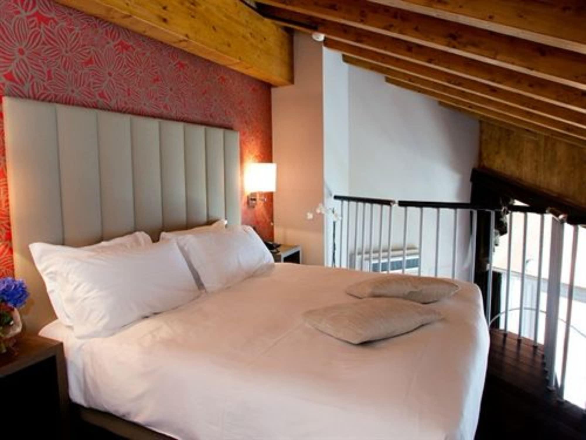 Hotel L'Approdo Петенаско Екстериор снимка