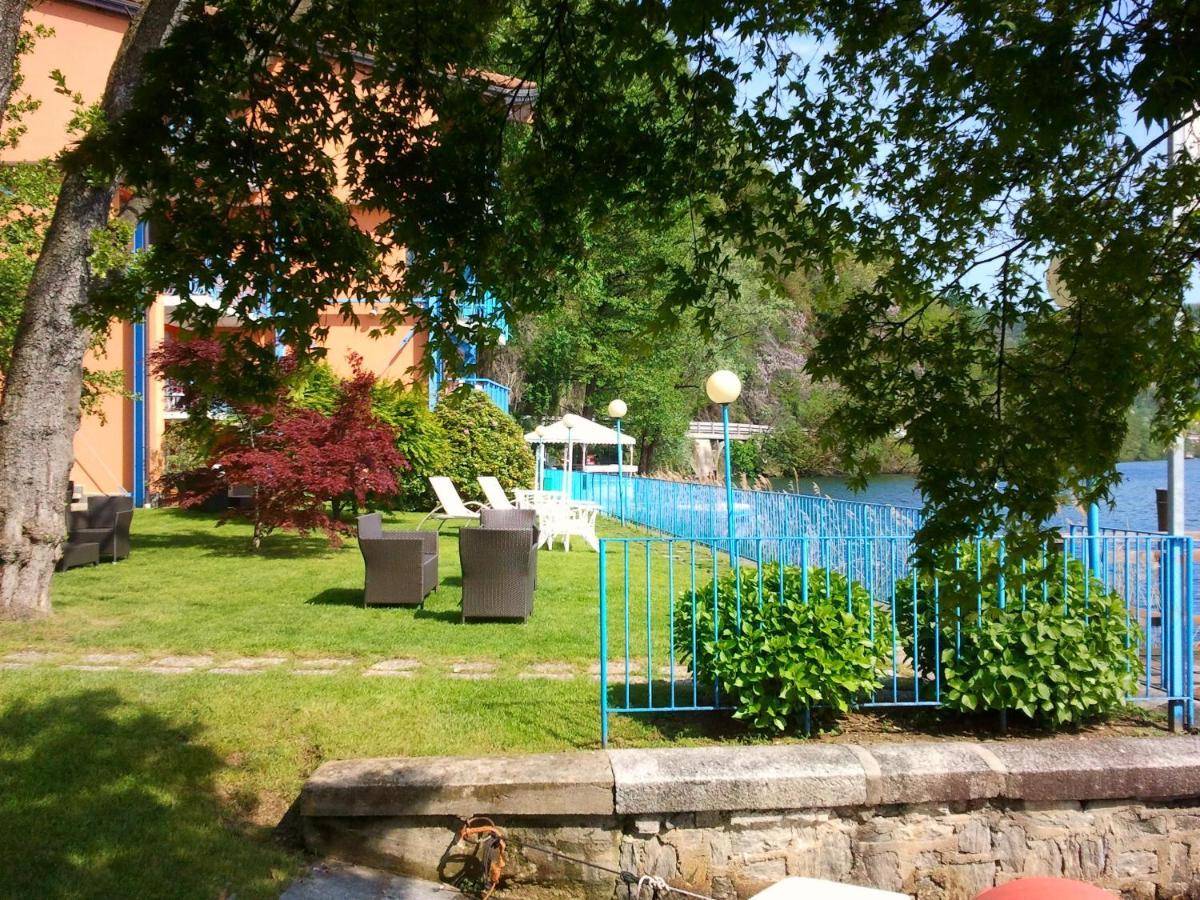 Hotel L'Approdo Петенаско Екстериор снимка